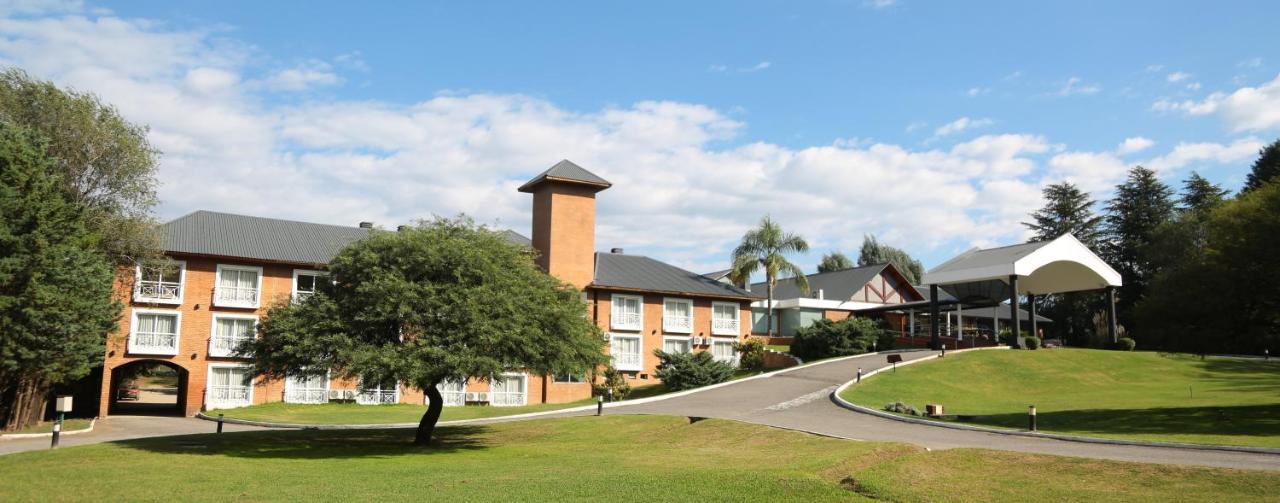 Howard Johnson Hotel & Spa Villa General Belgrano Exterior photo